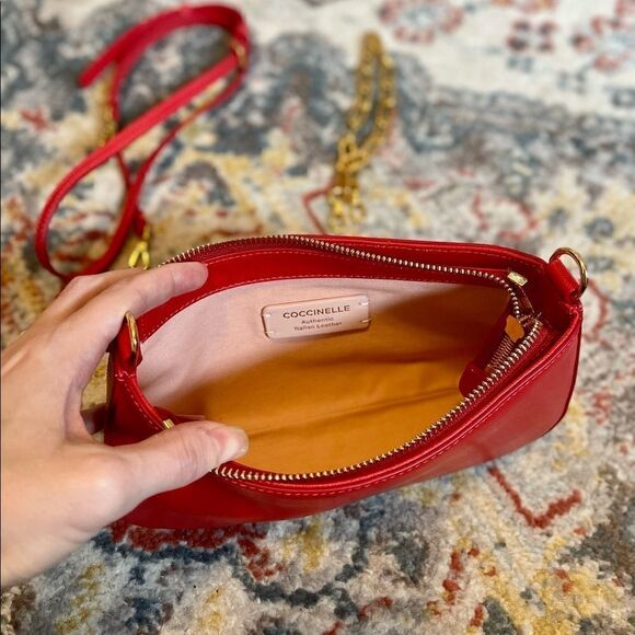 NEW Coccinelle Italian leather shoulder bag pochette Red w/ GHW - Picture 4 of 7